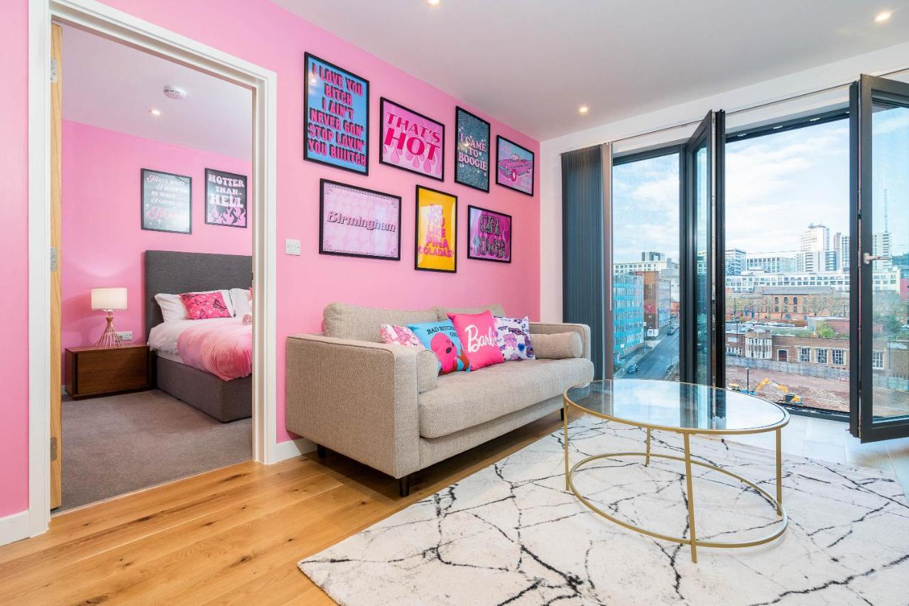 Maevela Apartments ☆ Pink Luxury Apartment With Balcony - Birmingham City Centre - 5 Min Walk From Bullring, Cube, Mailbox, New Street Station - Free Netflix & Wifi Zewnętrze zdjęcie